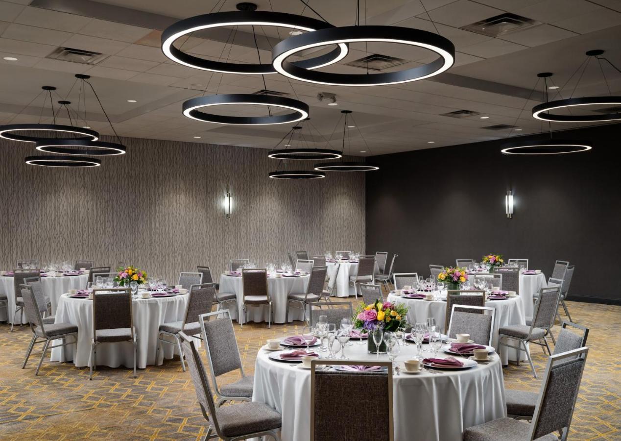 Holiday Inn Boston - Dedham Hotel & Conference Center By Ihg Εξωτερικό φωτογραφία