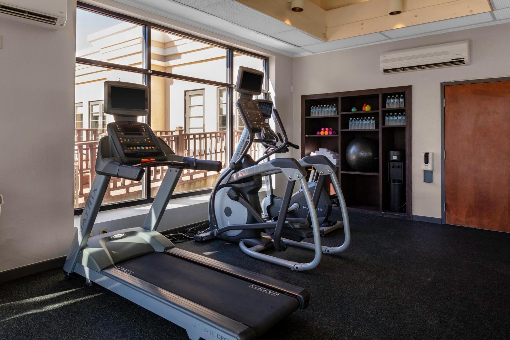 Holiday Inn Boston - Dedham Hotel & Conference Center By Ihg Εξωτερικό φωτογραφία