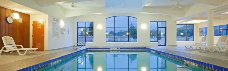 Holiday Inn Boston - Dedham Hotel & Conference Center By Ihg Εξωτερικό φωτογραφία